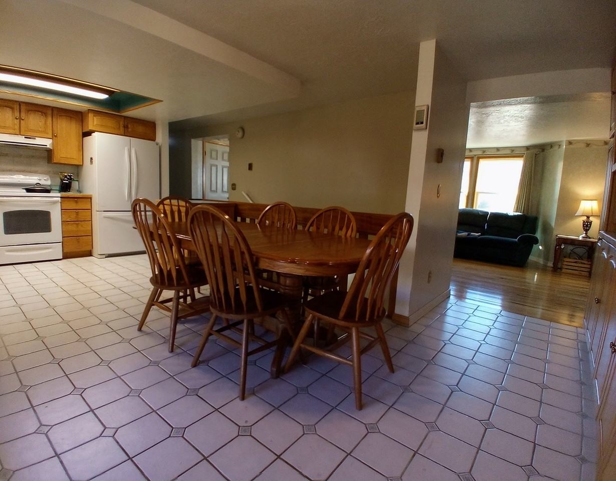 160 Sioux Cir - Photo 4 of 17