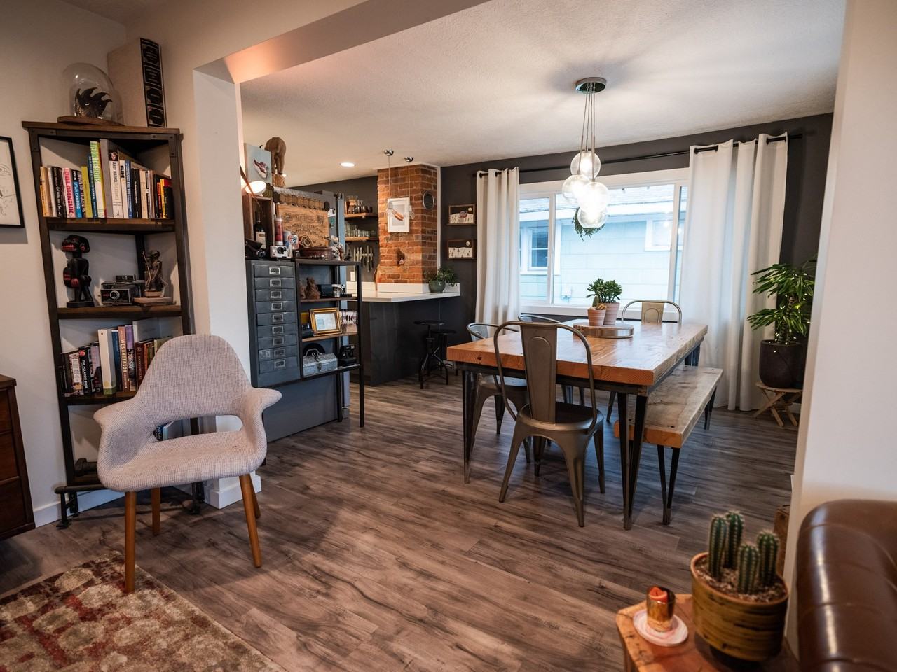 64 W Van Buren Ave - Photo 5 of 11