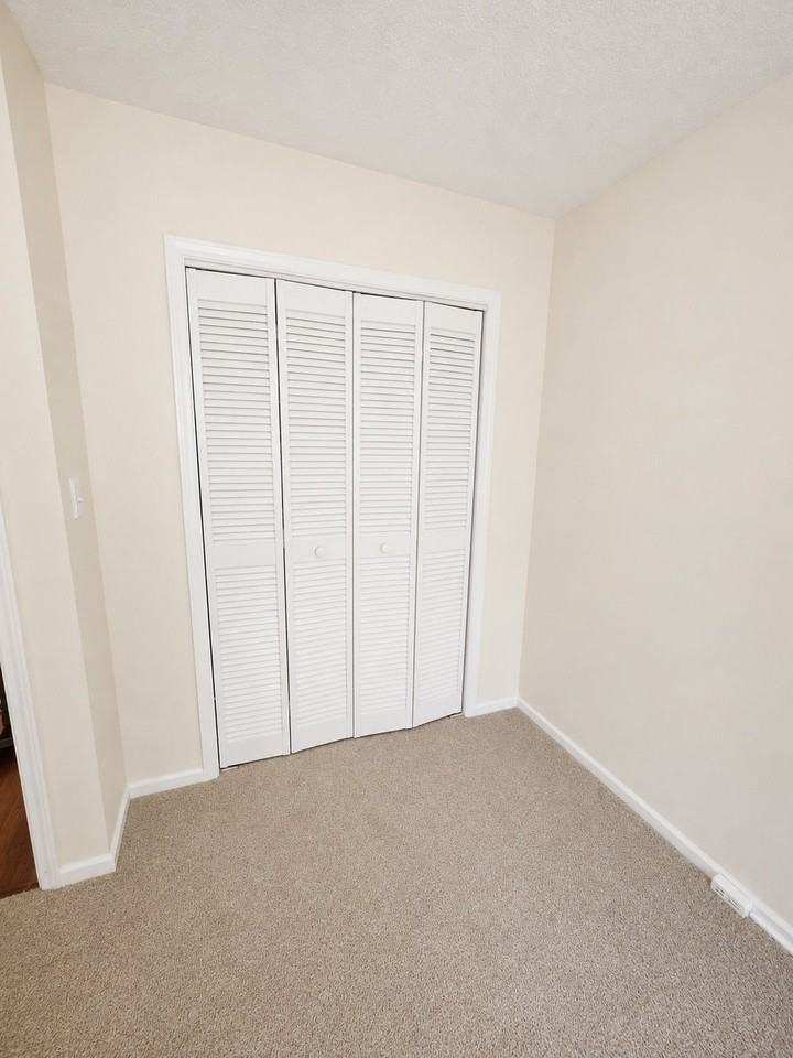 3705 Nealshire Dr Nw #3 - Photo 3 of 12