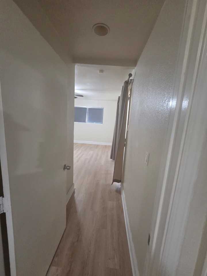 2708 16th Ave - Photo 6 of 33