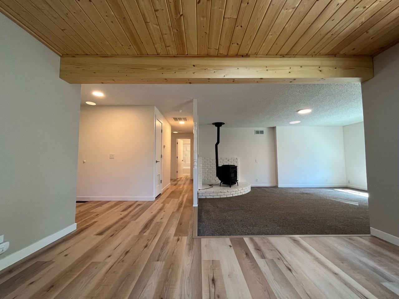 2806 Ne Shepard Rd #1 - Photo 6 of 19