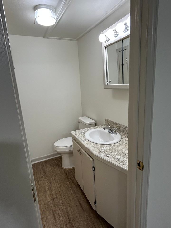 8603 Eunice Iota Hwy #2 - Photo 5 of 7