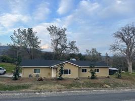 featured image of 43575 Crystal Cave Cir