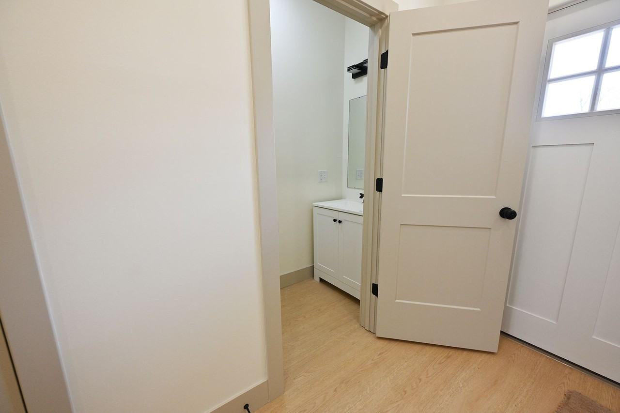 178 Brushwood Dr - Photo 6 of 20
