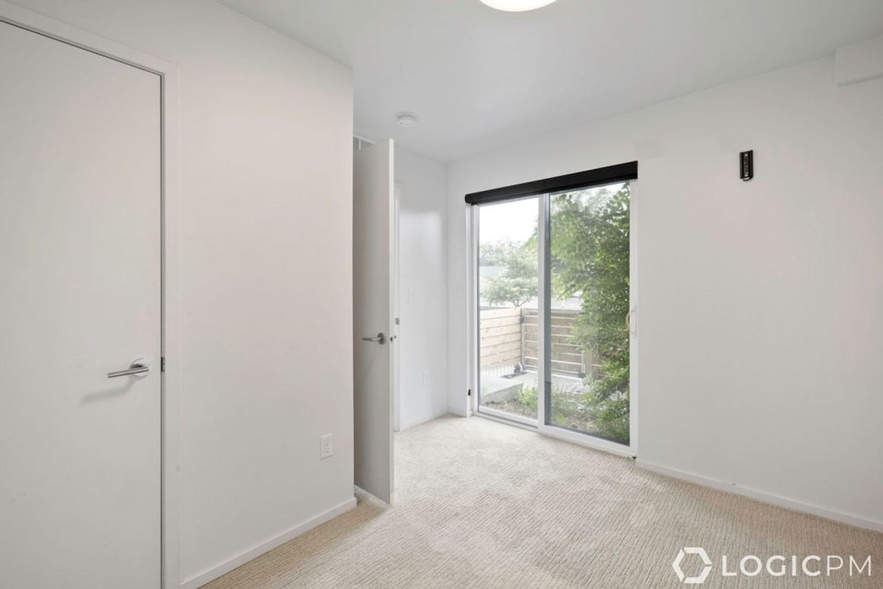 15 E Kensington Ave #H - Photo 4 of 21