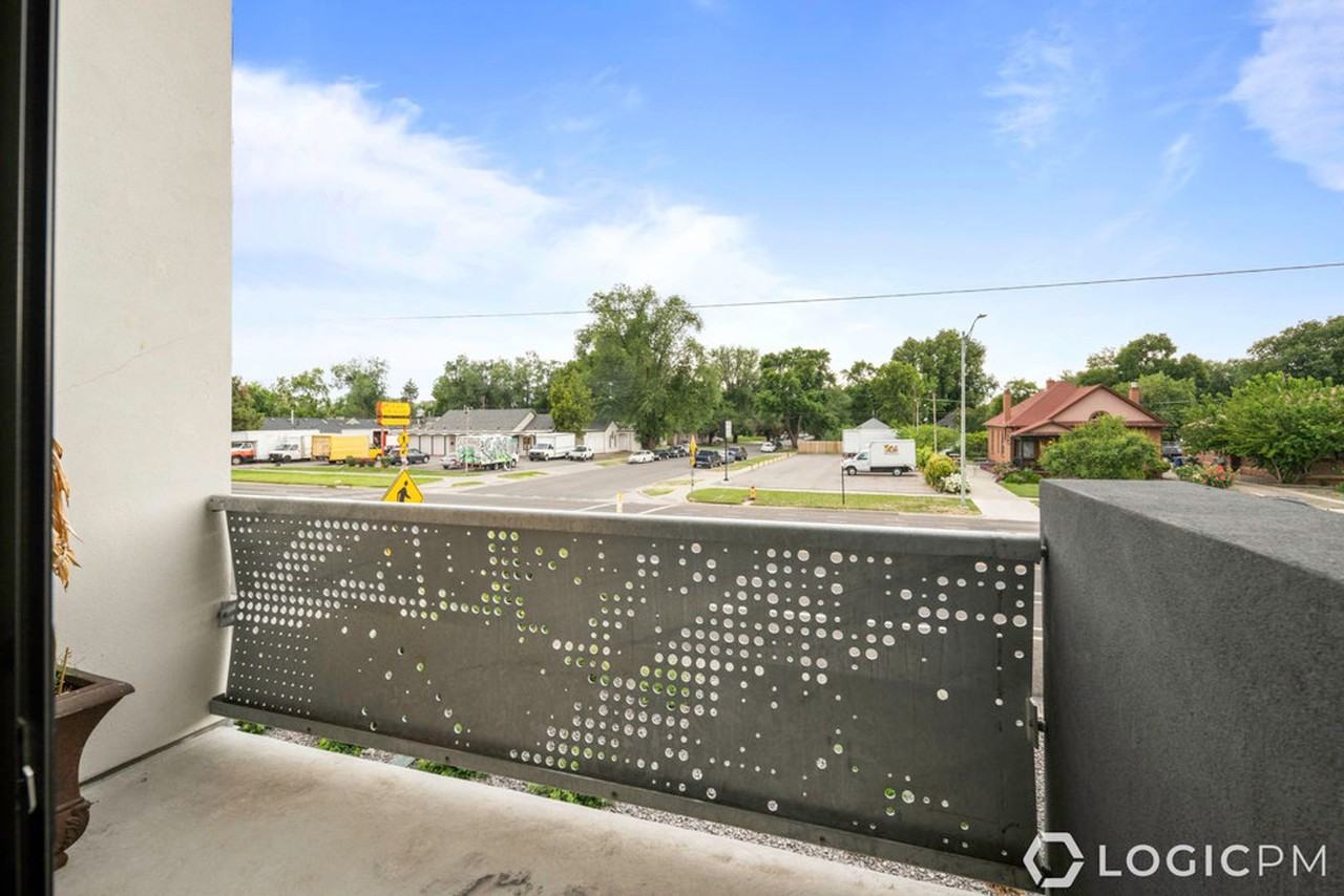 15 E Kensington Ave #H - Photo 2 of 21