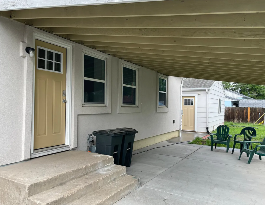 2014 S Corona Ave - Photo 2 of 15