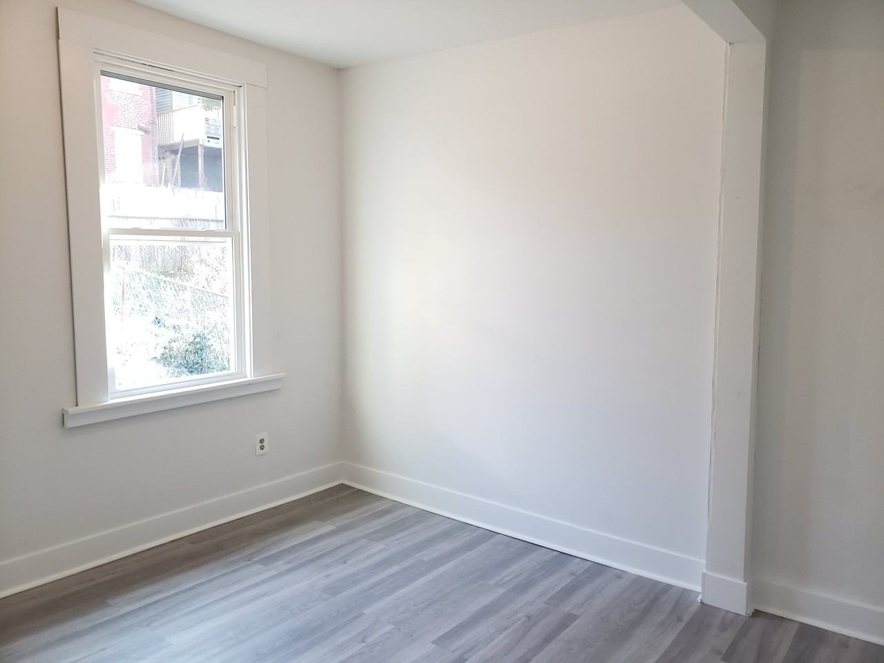 89 Southern Ave - Photo 6 of 11