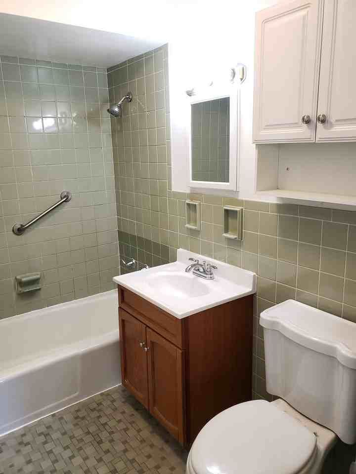 89 Southern Ave - Photo 7 of 11