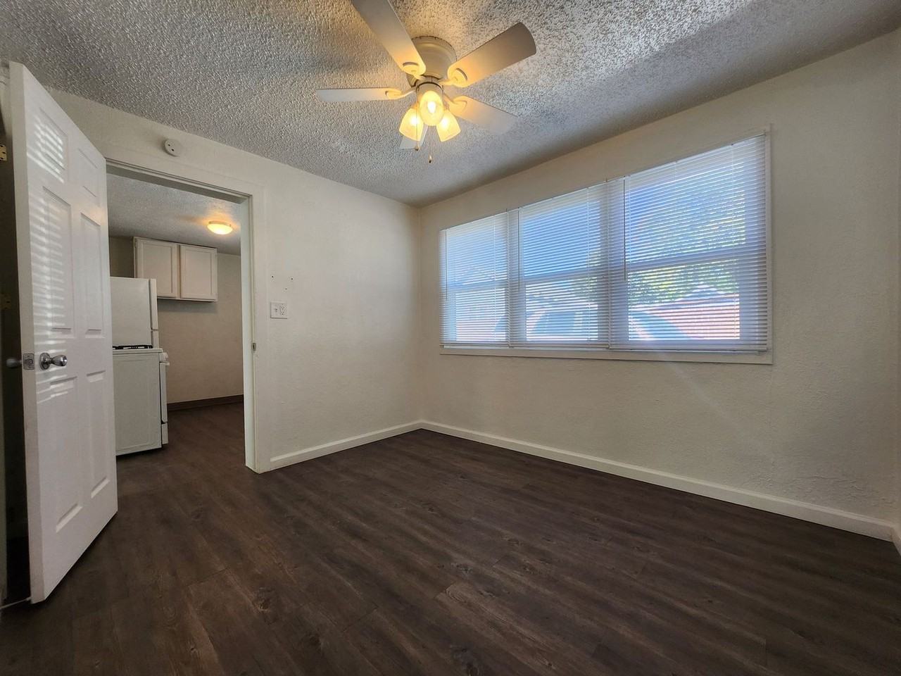 409 W Routt Ave #413COTTAGE - Photo 7 of 18