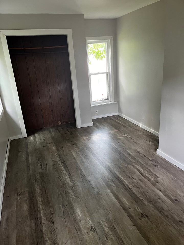38 S Hamilton St #2 - Photo 5 of 5