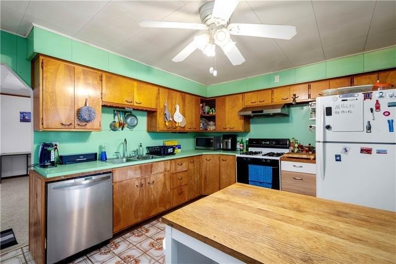 3211 Joe Hammer Sq - Photo 6 of 16