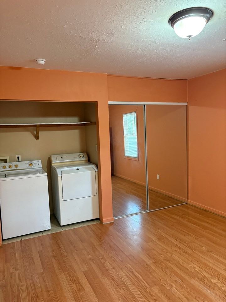 3012 Dedi Ct - Photo 3 of 9