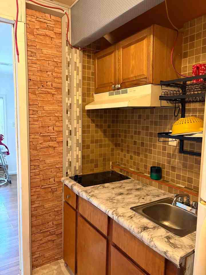 3012 Dedi Ct - Photo 6 of 9