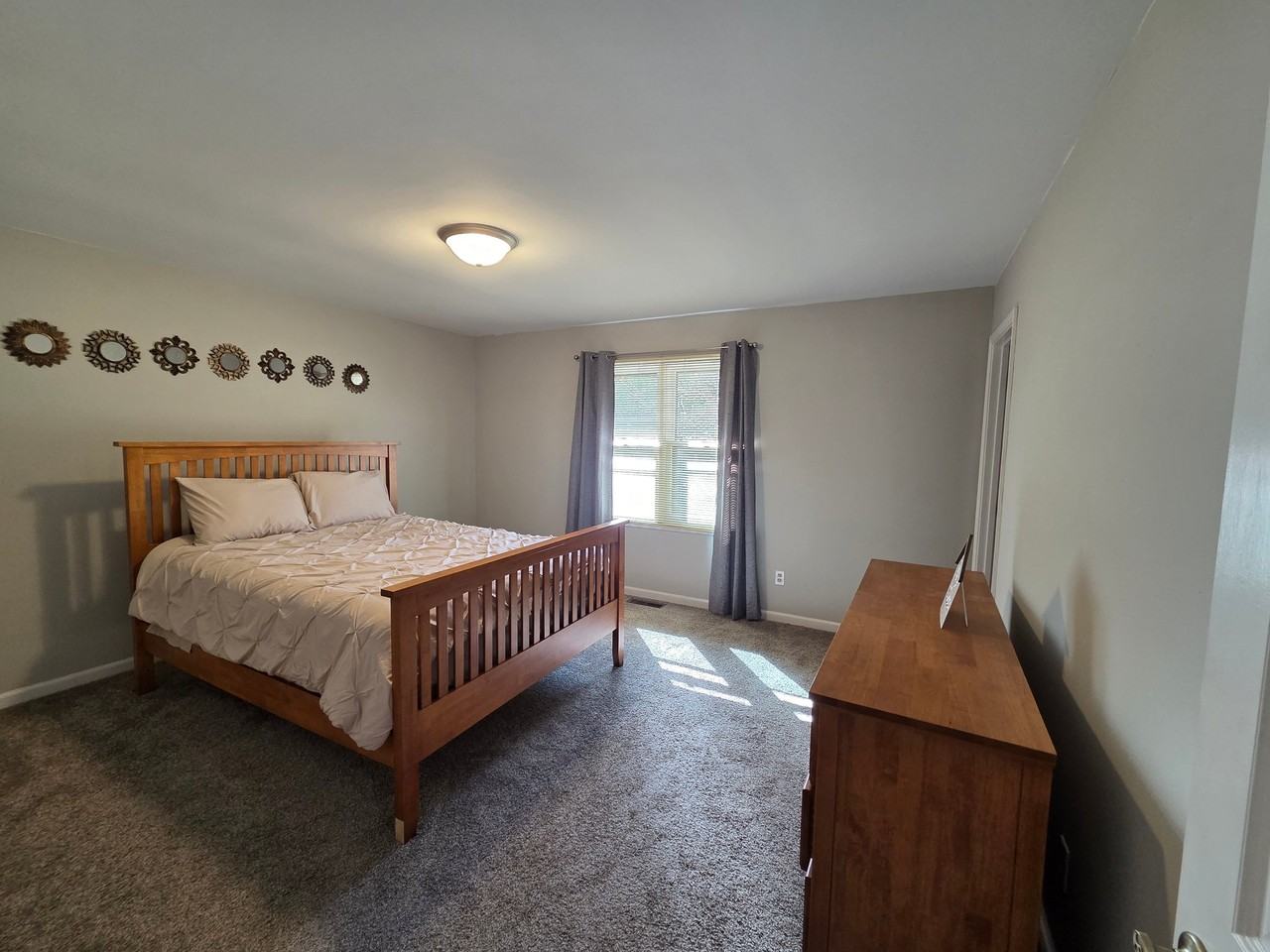5721 Gardenia Dr - Photo 2 of 9