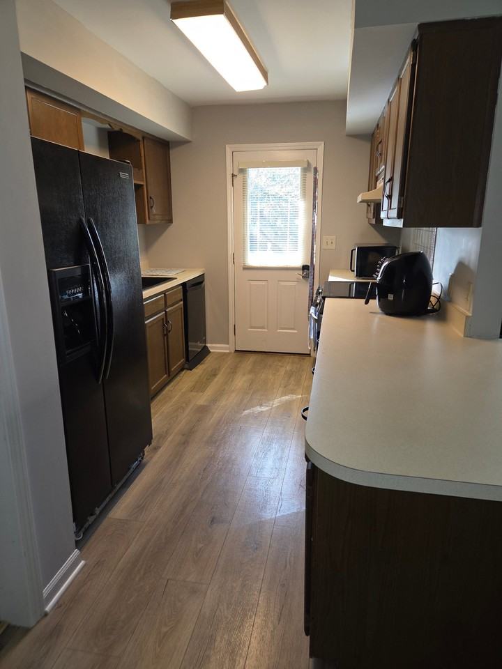 5721 Gardenia Dr - Photo 6 of 9