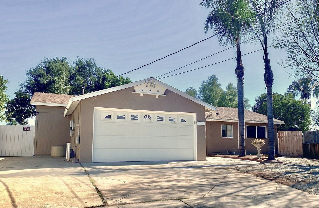 329 Alder Pl