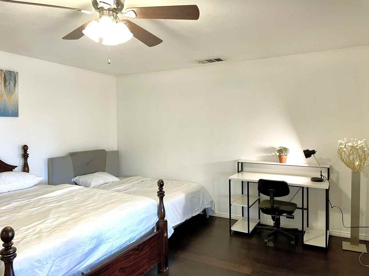 329 Alder Pl - Photo 5 of 12