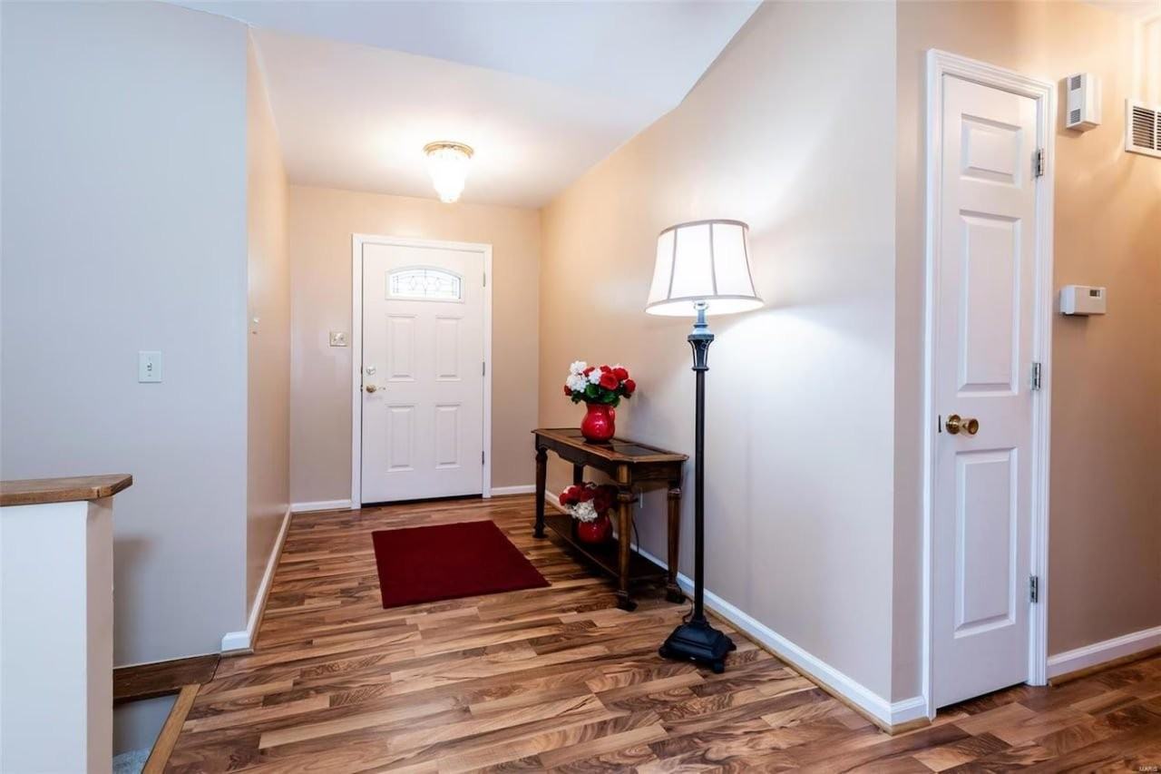 617 Silver Maple Dr - Photo 3 of 11