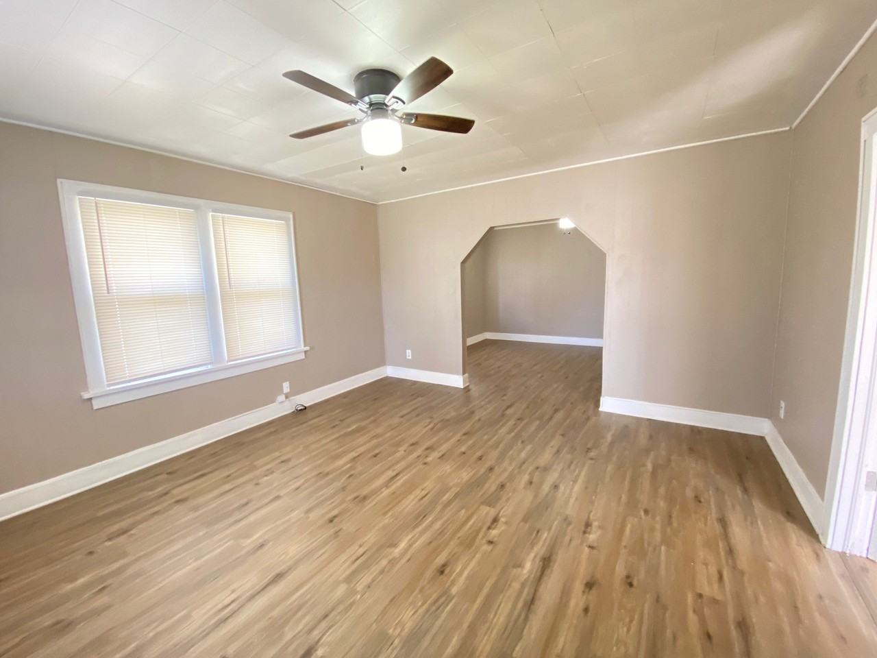 1345 Sw 27th St - Photo 2 of 20