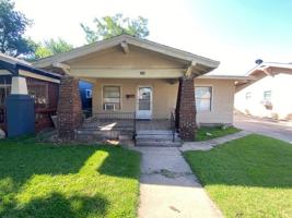 featured image of 1632 Birch St
