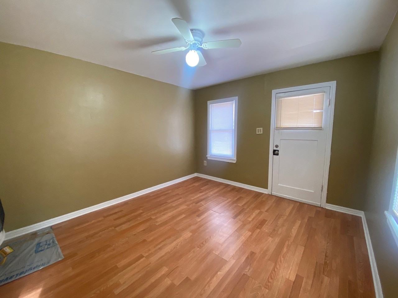 114 Se 40th St - Photo 7 of 20