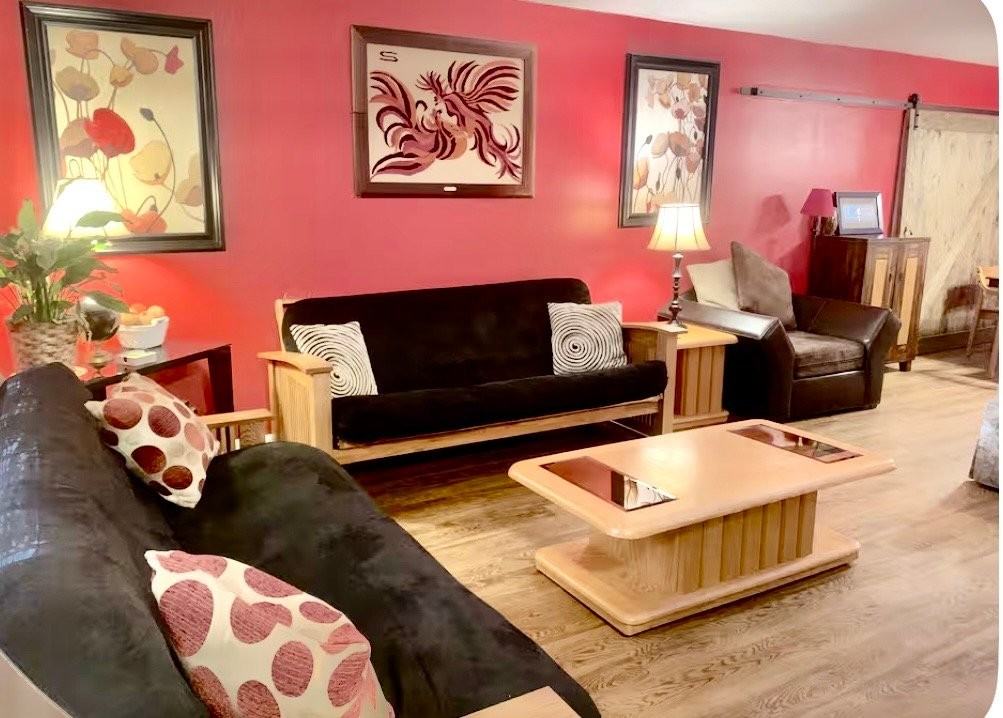 836 College Ave - Photo 2 of 19