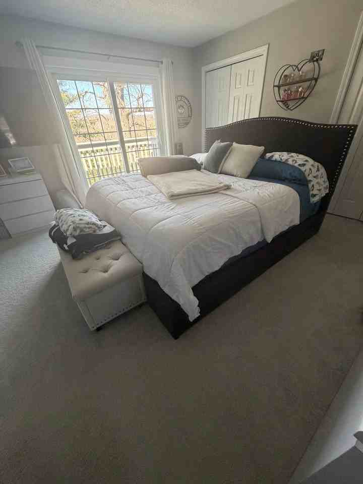 20 Wolf Hill Rd #2G