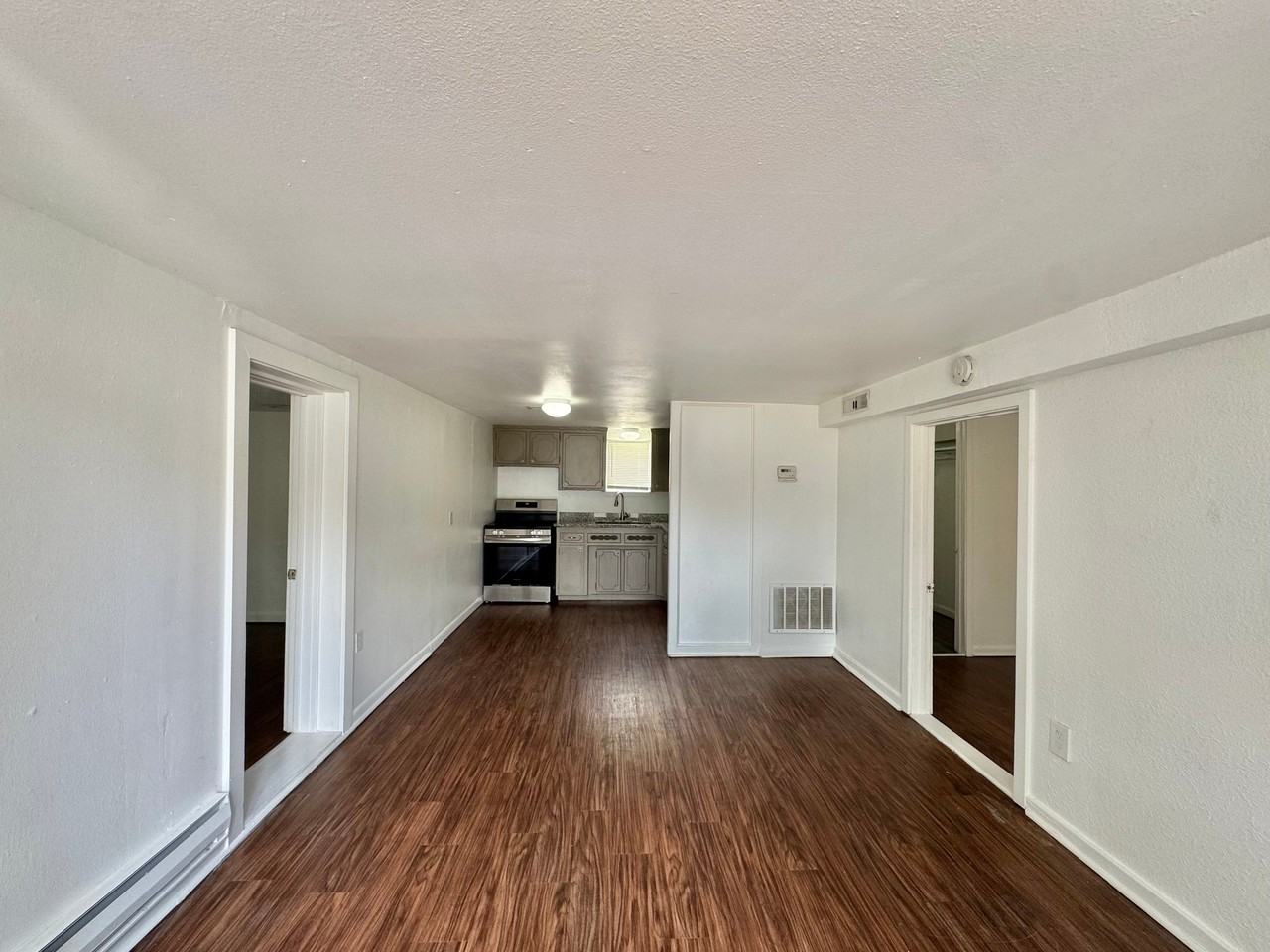 442 Babb Dr - Photo 2 of 20