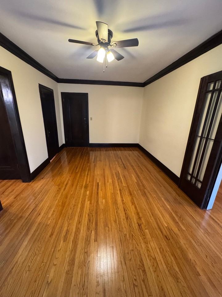 145 Chatsworth St S #104 - Photo 2 of 15