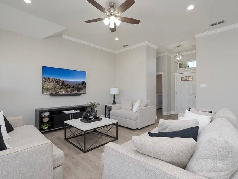 306 Evening Shade Ln - Photo 3 of 20