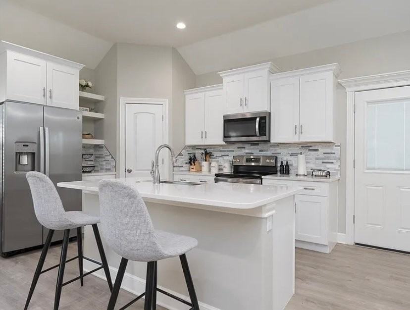 306 Evening Shade Ln - Photo 5 of 20