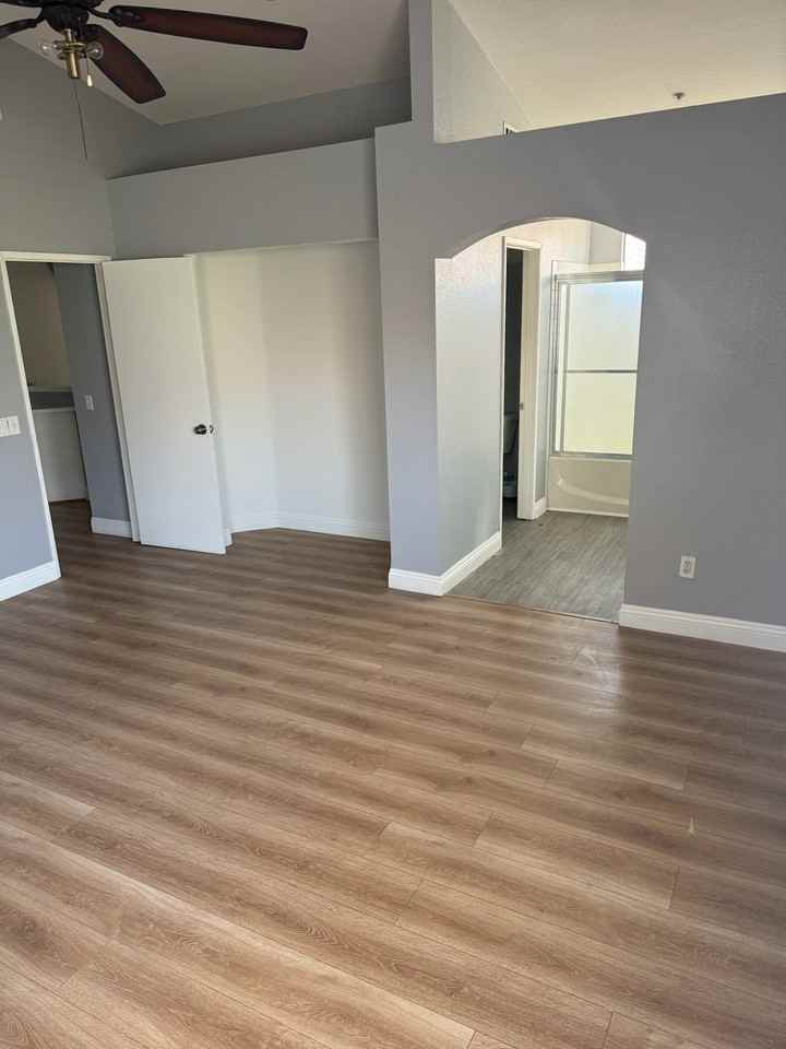15784 Firethorn Rd - Photo 2 of 13