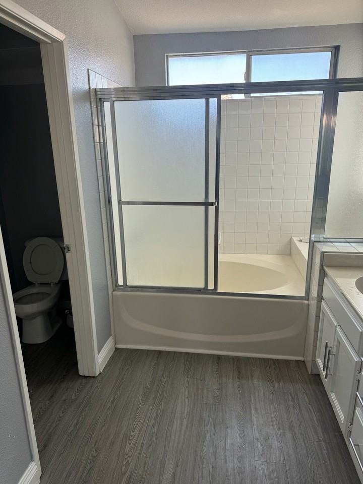 15784 Firethorn Rd - Photo 3 of 13