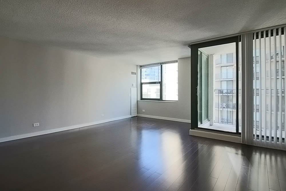 72 W Huron St - Photo 2 of 11