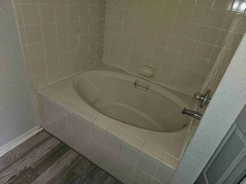 955 Forrest Dr - Photo 5 of 6