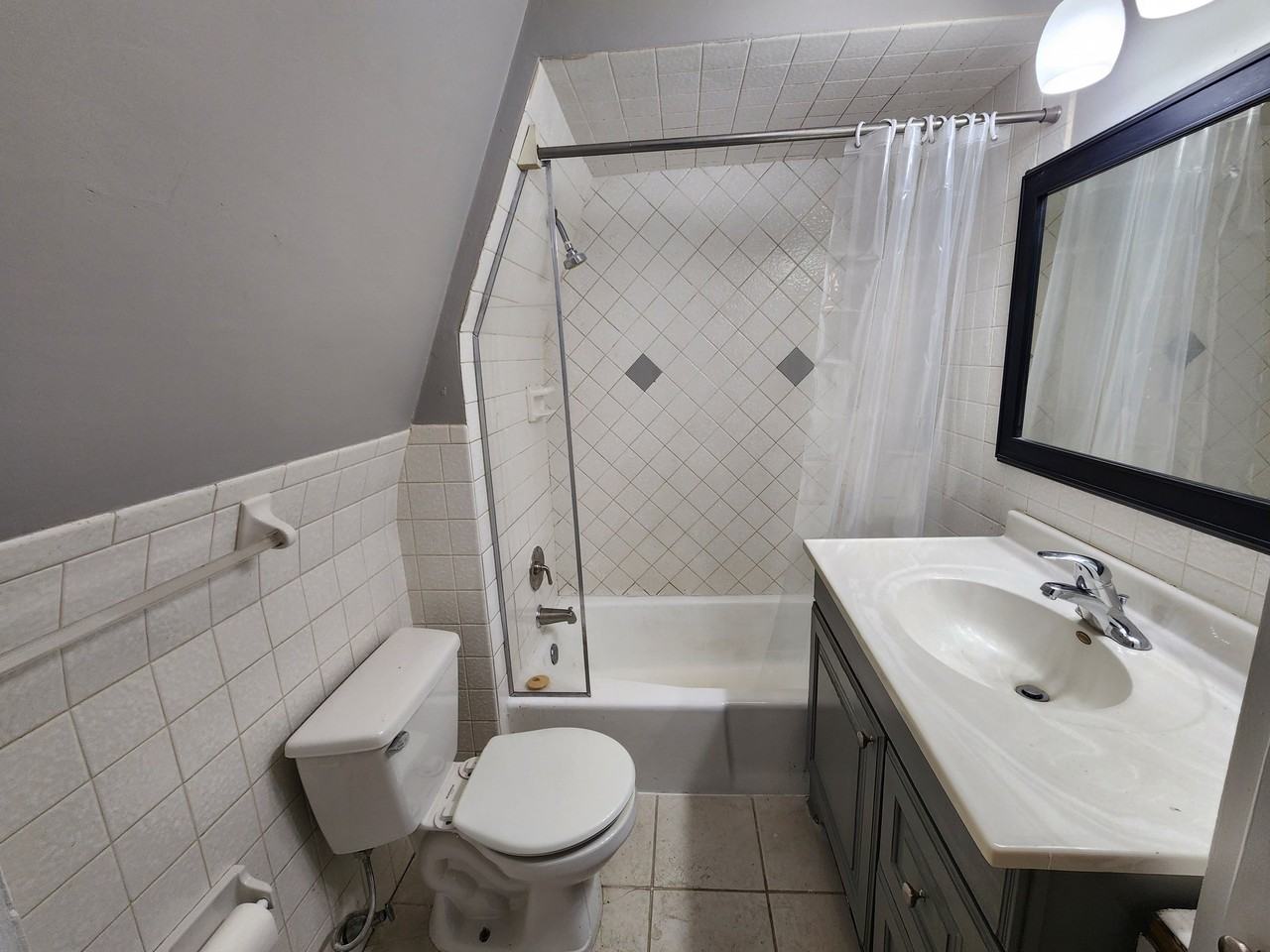 3233 17th Ave - Photo 5 of 14