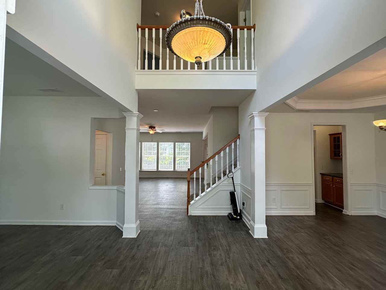 7811 Noland Woods Dr - Photo 3 of 17