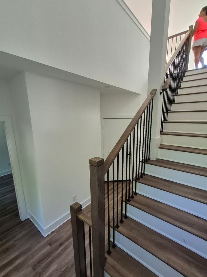 3003 Delano St - Photo 5 of 20