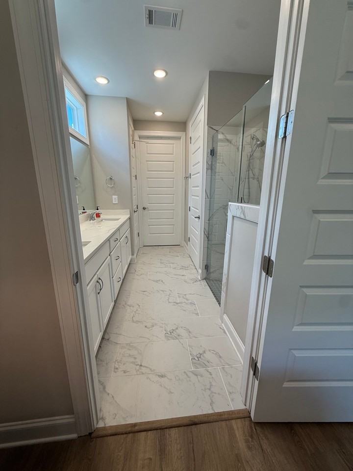 1060 Providence Loop - Photo 4 of 7