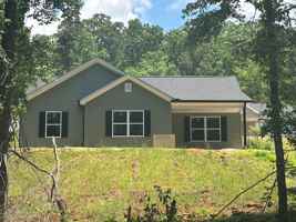 featured image of 60 Reeves And Norrell Rd