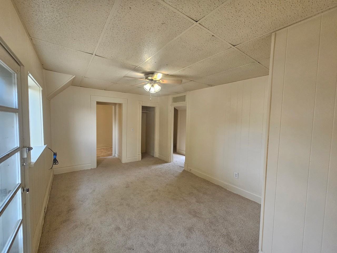 122 Oak St #2 - Photo 4 of 10