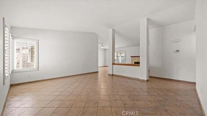 6676 Coloma Way - Photo 4 of 20