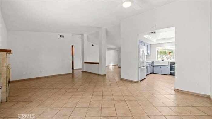 6676 Coloma Way - Photo 5 of 20