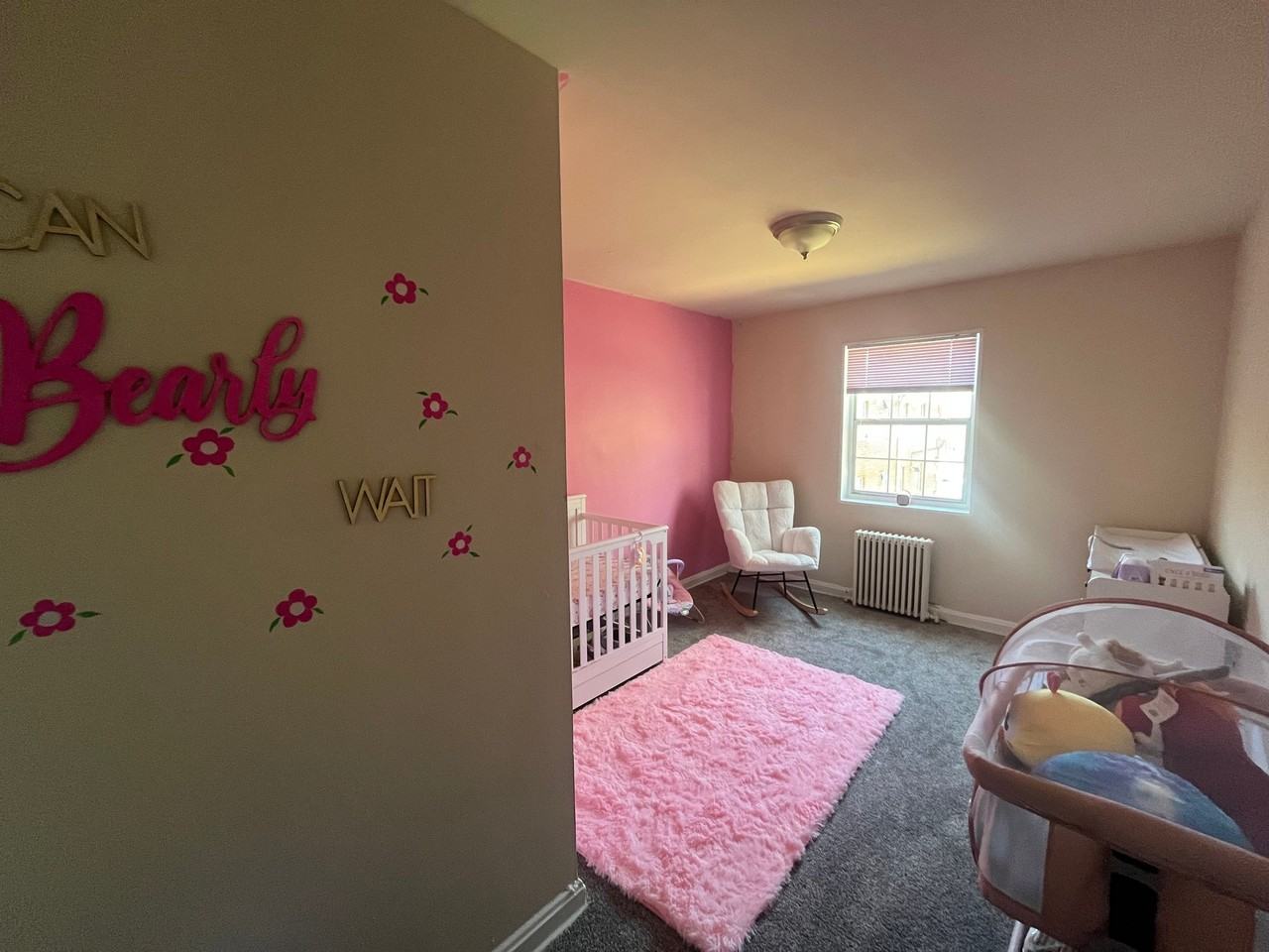 2815 Nicholson St #302 - Photo 2 of 4