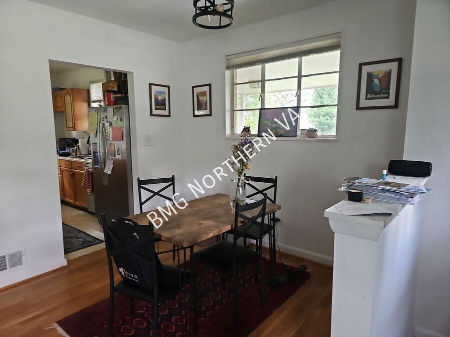 10246 Dale Dr - Photo 3 of 4