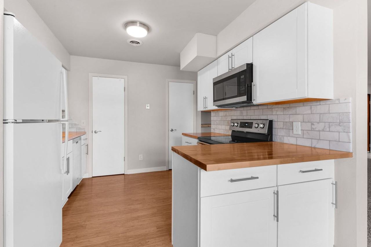 6550 Delmonico Dr - 6550 Delmonico Dr #304 - Photo 7 of 28