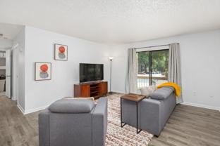 2260 Sunderland Rd #82W - Photo 1 of 1