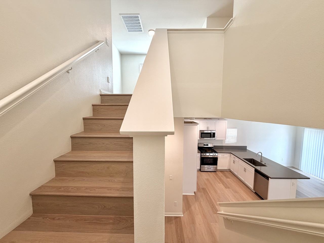 2616 W 2nd St #1 - Photo 7 of 10