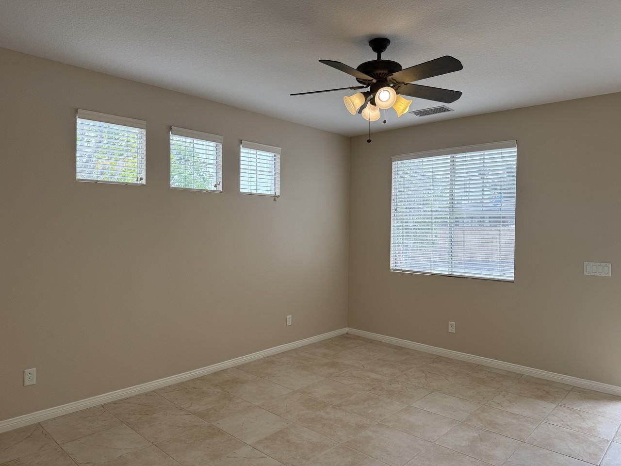 2724 17th St #1 - Photo 4 of 50